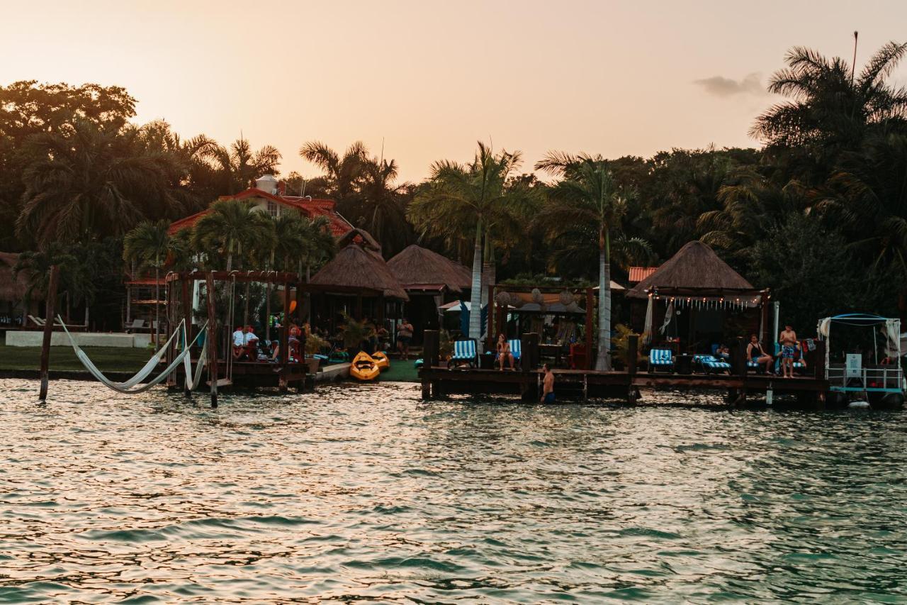 Blue Bird Hotel Bacalar Exterior photo